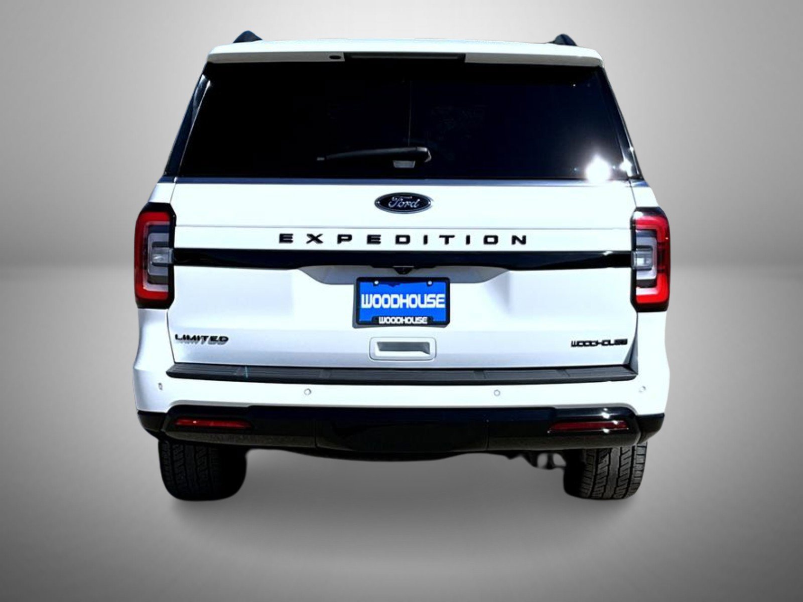 Used 2023 Ford Expedition Limited AWD/4WD image 6