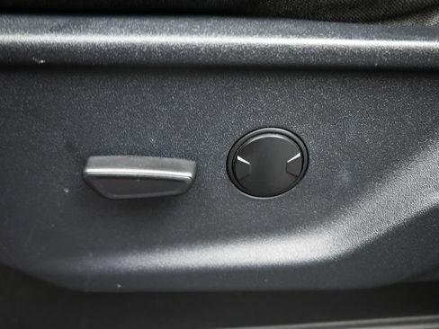 Used 2023 Ford F150 XLT RWD image 33