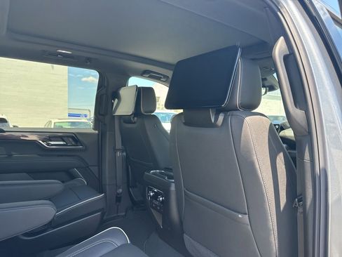 New 2026 GMC Yukon XL Elevation w/ Elevation Premium Package AWD/4WD image 28