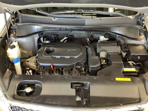 Used 2016 Kia Sorento FWD w/ LX Convenience Package image 15