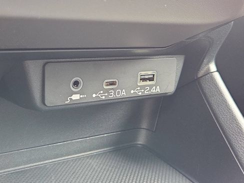Certified 2024 Subaru Crosstrek 2.0i Premium AWD/4WD image 36
