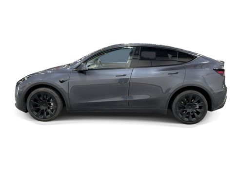 Certified 2023 Tesla Model Y Long Range AWD/4WD image 3