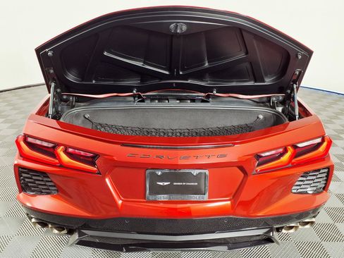 Used 2022 Chevrolet Corvette Stingray Premium Conv w/ Battery Protection Package RWD image 8