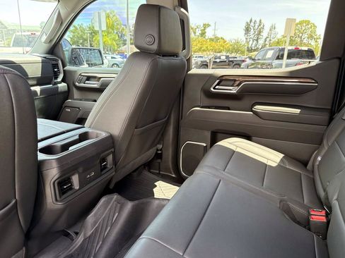 Used 2026 Chevrolet Silverado 1500 LT Trail Boss w/ LT Trail Boss Premium Package AWD/4WD image 15
