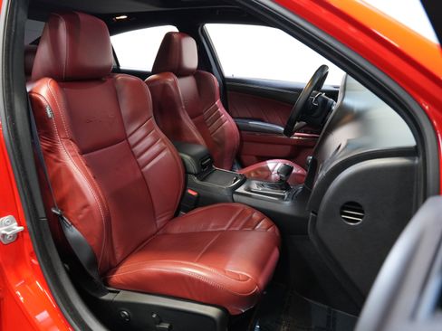 Used 2022 Dodge Charger SRT Hellcat w/ Navigation & Travel Group image 34