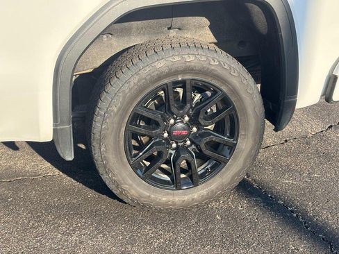 Certified 2025 GMC Sierra 1500 Elevation w/ Elevation Premium Package image 8