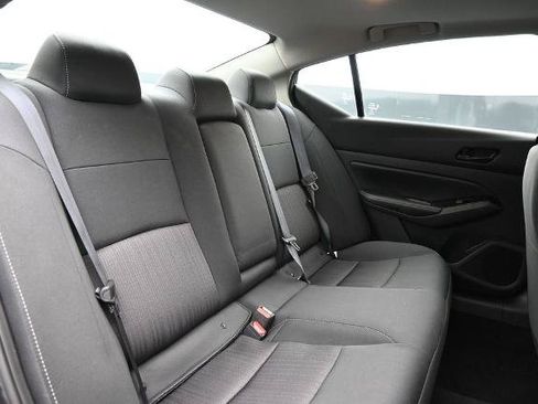Certified 2023 Nissan Altima 2.5 SV w/ SV Premium Package AWD/4WD image 28