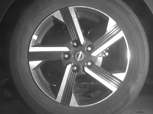 Used 2025 Nissan Sentra SV FWD image 14