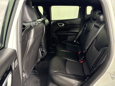 New 2026 Jeep Compass Latitude w/ Sun and Sound Group AWD/4WD image 35