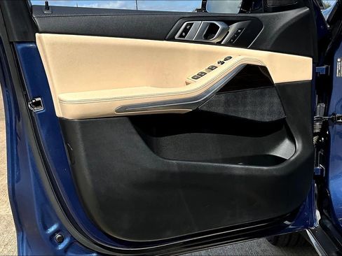 Used 2019 BMW X5 xDrive40i w/ Premium Package 2 image 21