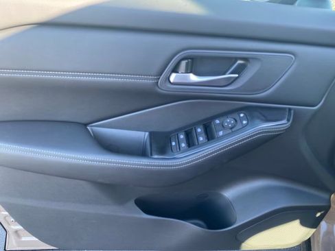 New 2026 Nissan Rogue SV image 12