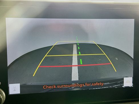 Used 2025 Toyota RAV4 XLE FWD image 23