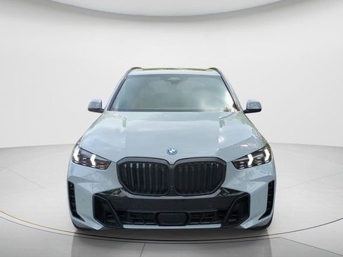 New 2026 BMW X5 xDrive50e image 16