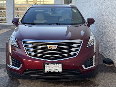 Used 2017 Cadillac XT5 Luxury w/ Driver Awareness Package image 6