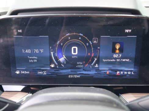 Used 2025 Chevrolet Tahoe Premier AWD/4WD image 21