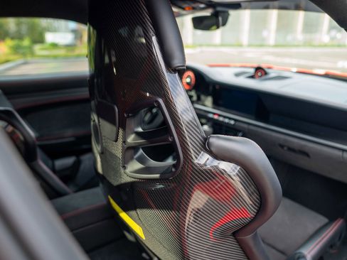 Certified 2022 Porsche 911 GT3 RWD image 29