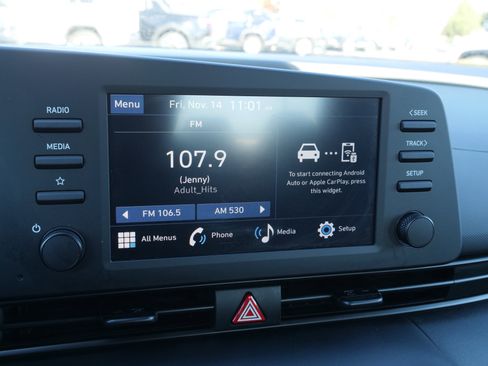 Used 2025 Hyundai Elantra Sport image 26