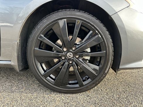 Used 2022 Nissan Altima 2.5 SR w/ Midnight Edition Package image 12