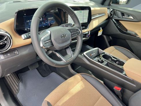 New 2026 Chevrolet Equinox ACTIV w/ Convenience Package III FWD image 4