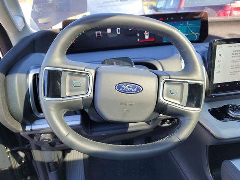 Used 2025 Ford Expedition Max Active image 16