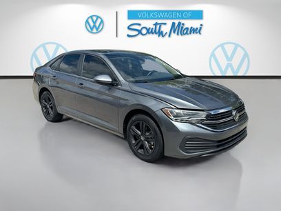 Used 2023 Volkswagen Jetta SE w/ Panoramic Sunroof Package