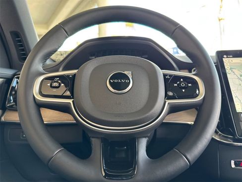 New 2026 Volvo XC90 B5 Plus image 24