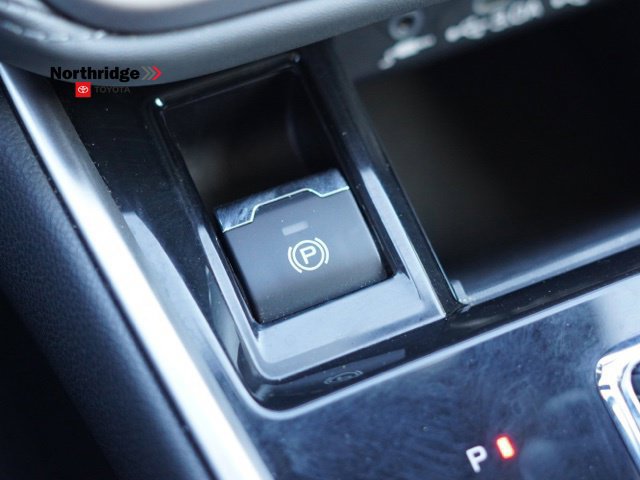 Used 2024 Subaru Outback Onyx Edition XT AWD/4WD image 30