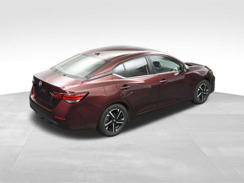 Used 2025 Nissan Sentra SV FWD image 21