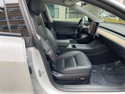 Used 2023 Tesla Model 3 Standard Range image 54