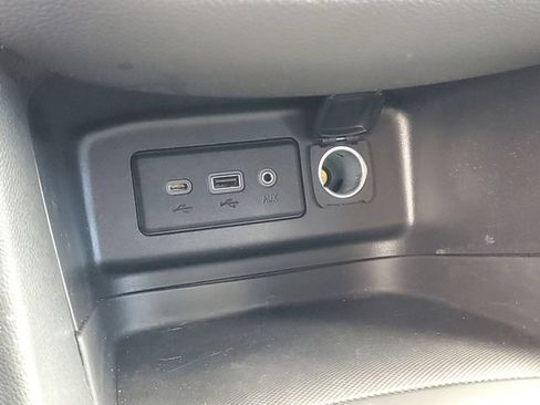 Used 2023 Chevrolet Equinox LT AWD/4WD image 26