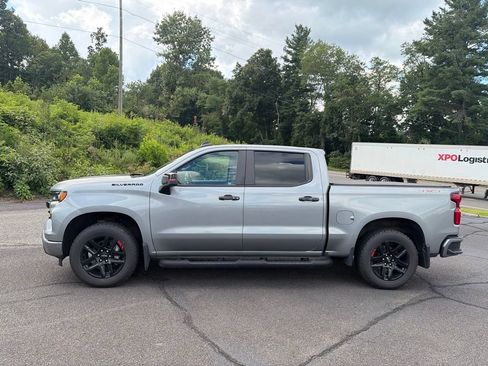 Used 2024 Chevrolet Silverado 1500 RST w/ Redline Edition AWD/4WD image 6