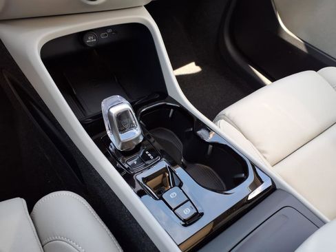 New 2026 Volvo XC40 B4 Plus w/ Protection Package Premier image 14