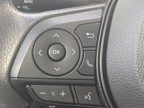 Used 2023 Toyota Corolla LE image 30