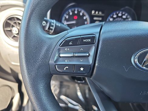 Used 2023 Hyundai Kona SEL image 16