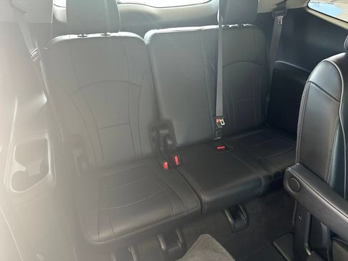 Used 2019 Buick Enclave Avenir w/ Avenir Technology Package FWD image 35