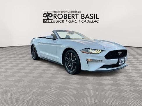 Used 2020 Ford Mustang Premium RWD image 2