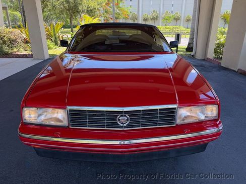 Used 1990 Cadillac Allante FWD image 35