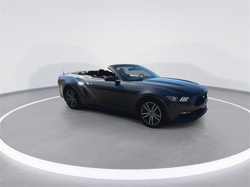 Used 2016 Ford Mustang Premium image 13