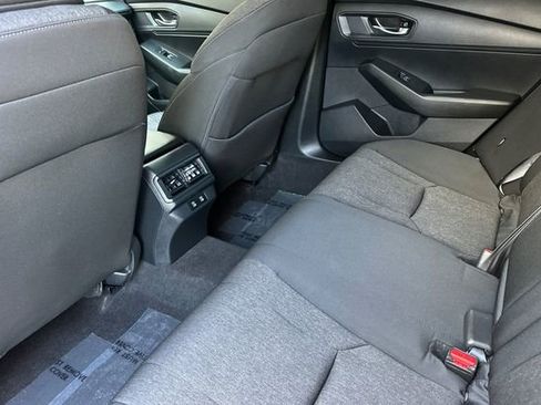 Used 2025 Honda Accord SE image 9