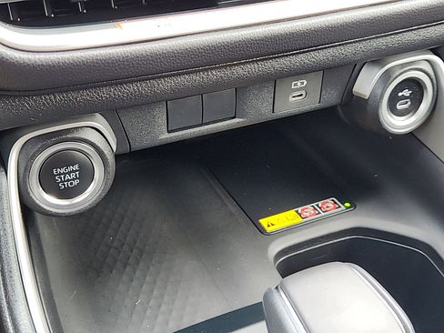 Certified 2025 Toyota Grand Highlander AWD image 17