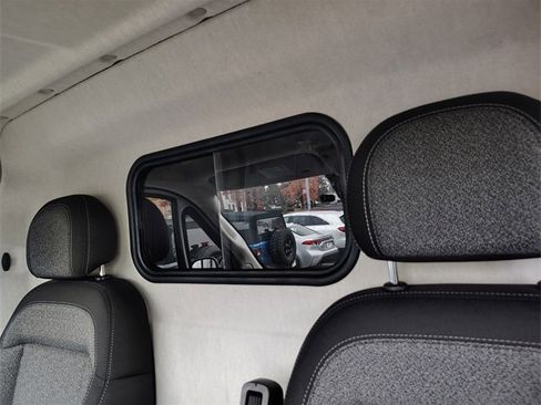 New 2026 RAM ProMaster 1500 w/ Quick Order Package 22G SLT image 4