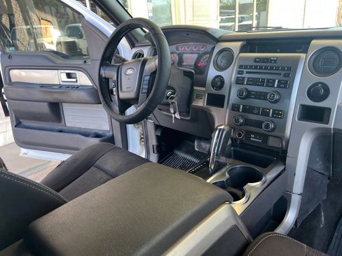 Used 2011 Ford F150 Raptor image 21