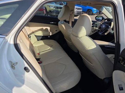 Used 2020 Toyota Avalon Limited w/ Advanced Safety Package FWD image 14