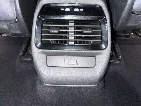 Used 2021 Volkswagen ID.4 Pro w/ ID.4 Protection Package image 39