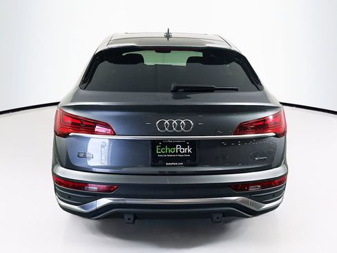 Used 2021 Audi Q5 2.0T Premium w/ Convenience Package image 7