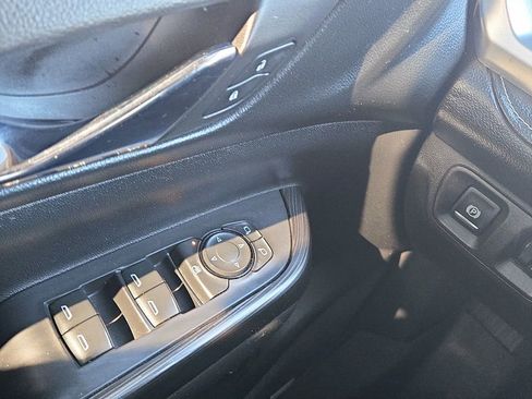 Used 2017 GMC Acadia SLT w/ LPO, Floor Liner Package image 21