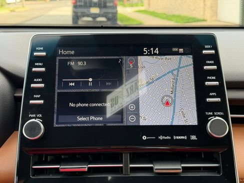 Used 2019 Toyota Avalon Limited w/ All Weather Liner Package FWD image 31