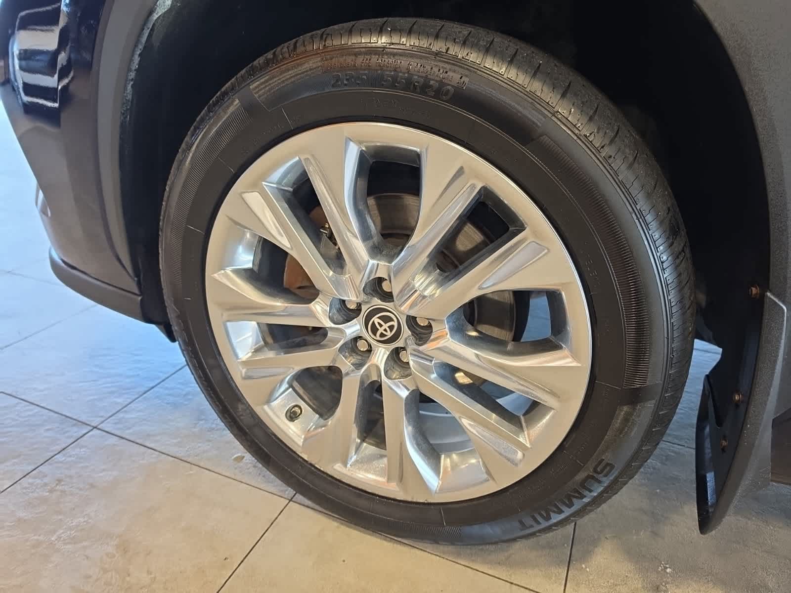 Used 2023 Toyota Highlander Limited AWD/4WD image 14