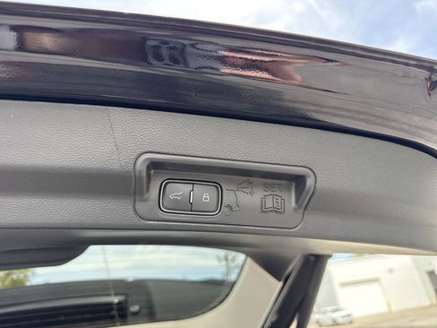 Used 2025 Ford Explorer Platinum w/ Ultimate Package RWD image 40