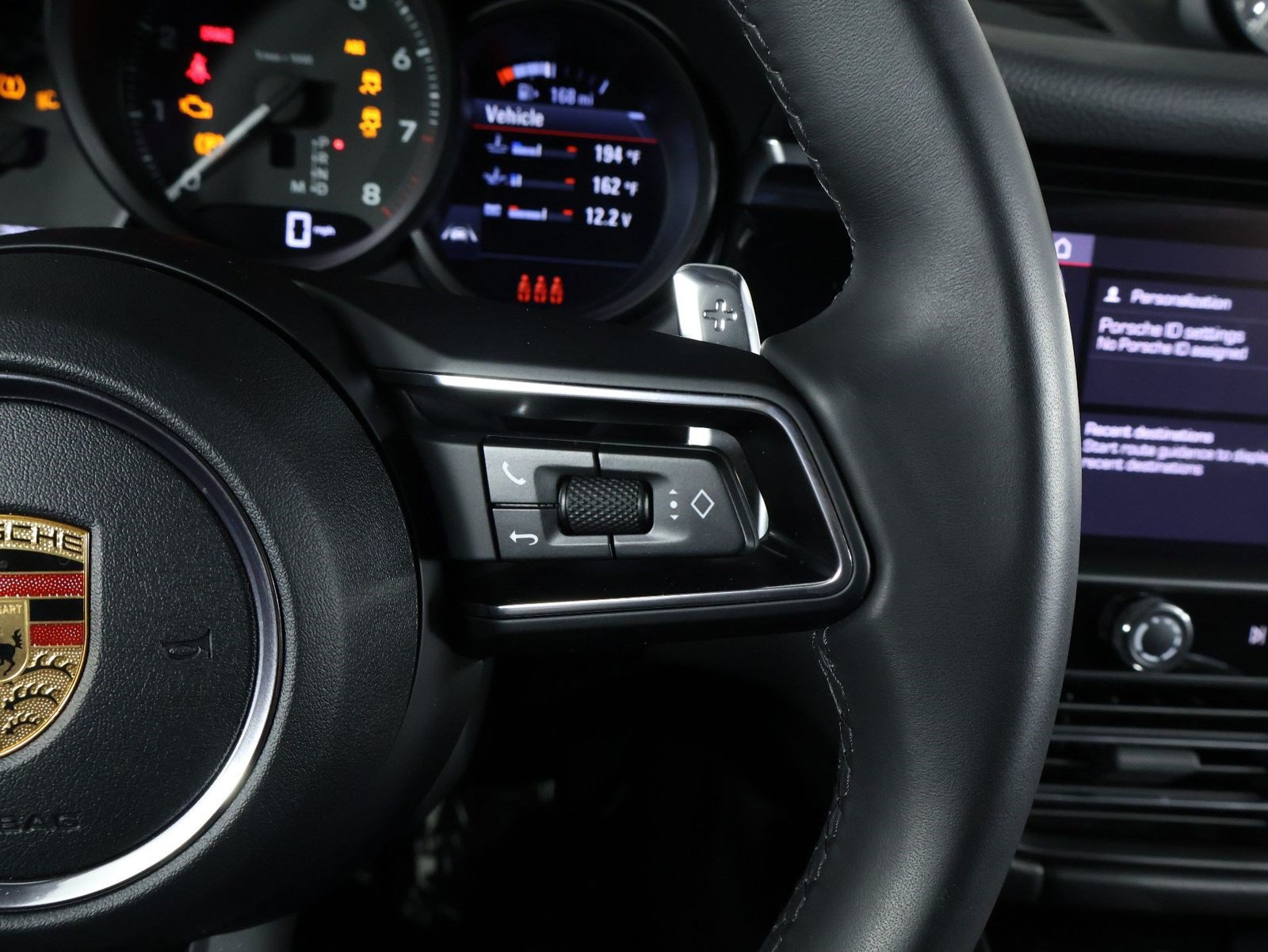 Certified 2026 Porsche Macan AWD/4WD image 15